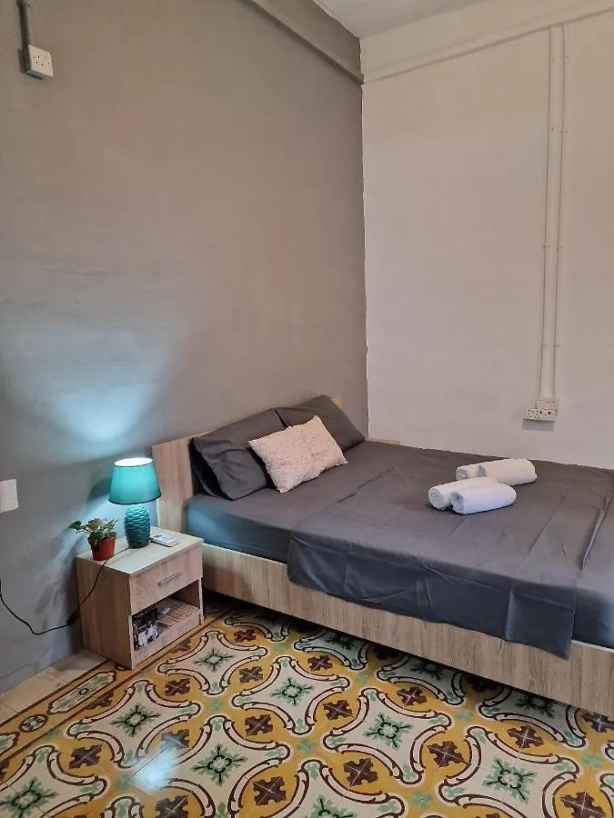 Central Properties - Spacious & Modern Studio Apartment In Gzira With Roof Terrace And Private Balcony 0*,